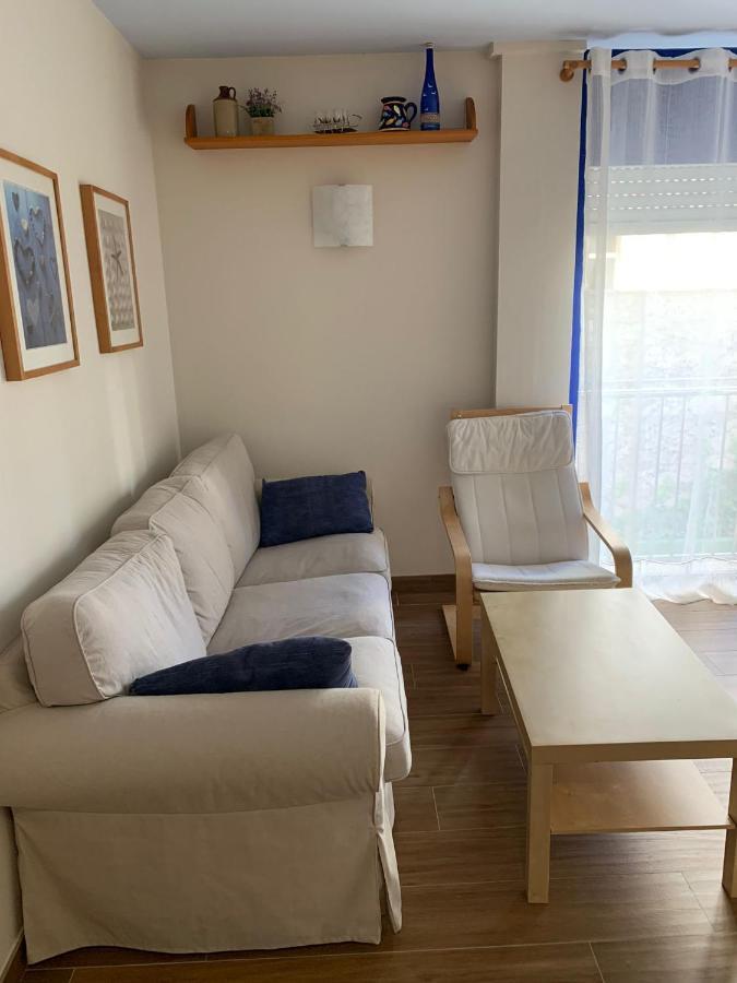 Cosy Apartment In L Escala, 7 Mins Walk To The Closest Beach, Riells L' Escala Kültér fotó
